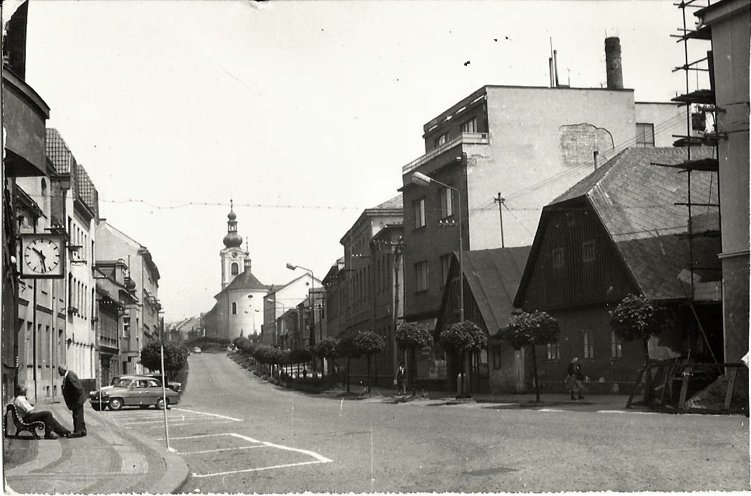 Klasterni vez kolem roku 1960-1